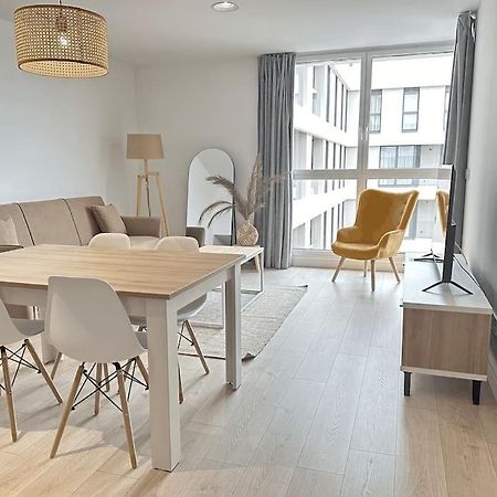 New Port, Free Parking Ybh6A Apartment วิโก ภายนอก รูปภาพ