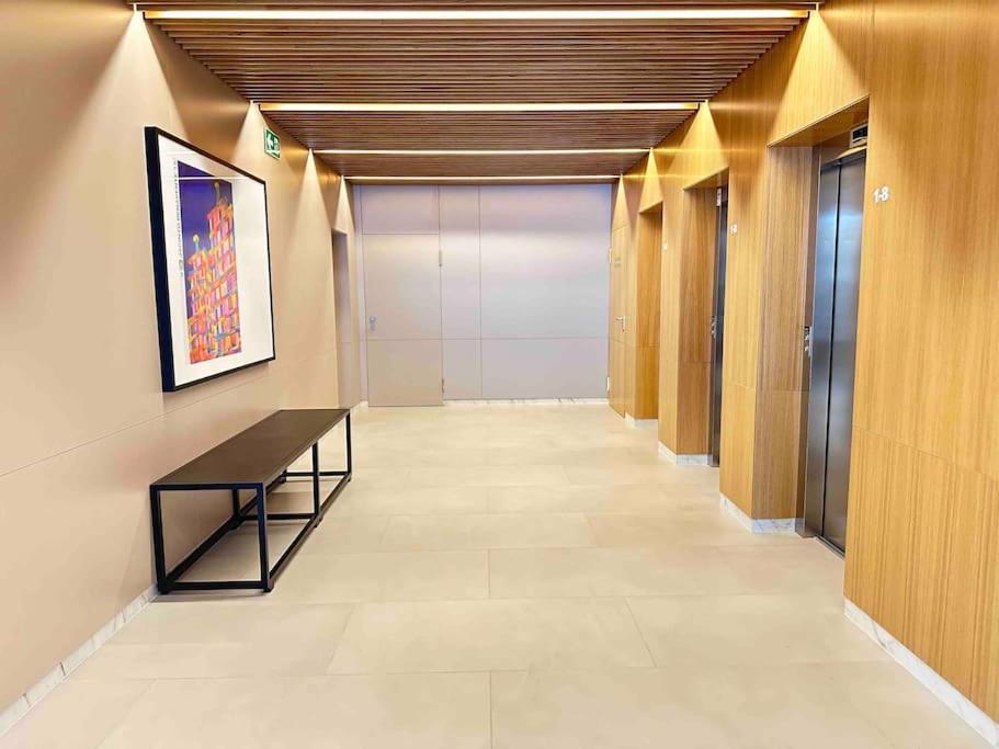New Port, Free Parking Ybh6A Apartment วิโก ภายนอก รูปภาพ
